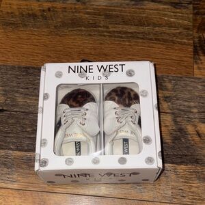 Nine West‎ Baby Mena White Animal Crib Shoes